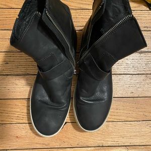 FRYE leather moto boots white sole size 7M